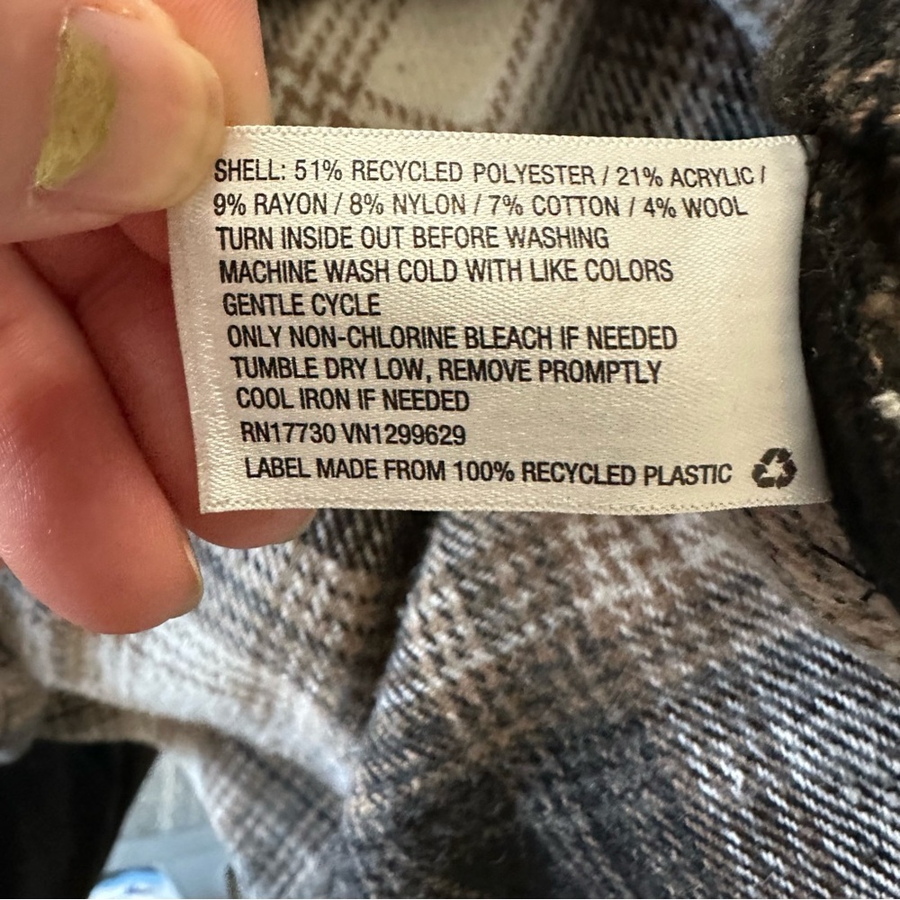 Wild Fable Gray and Tan Flannel Fleece Shacket - Picture 6 of 6